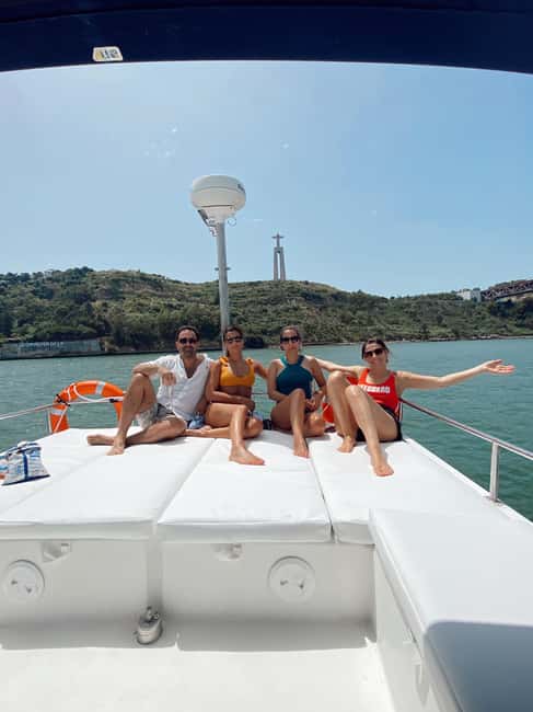 Lisbon: 6H Private Luxury Catamaran Tour with Dives - Discover Lisbons Coast in Style with a Private Luxury Catamaran