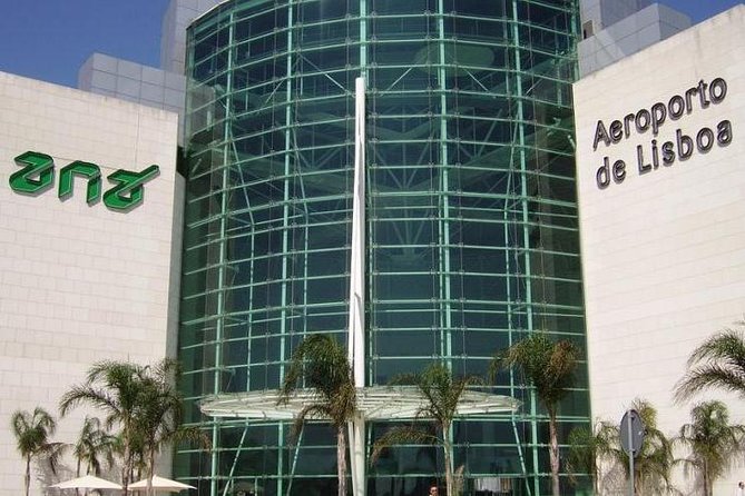 Lisbon Airport Transfer to Sesimbra or Azeitão - Approachable and Trusted Lisbon Airport Transfer for Sesimbra or Azeitão at $97.56