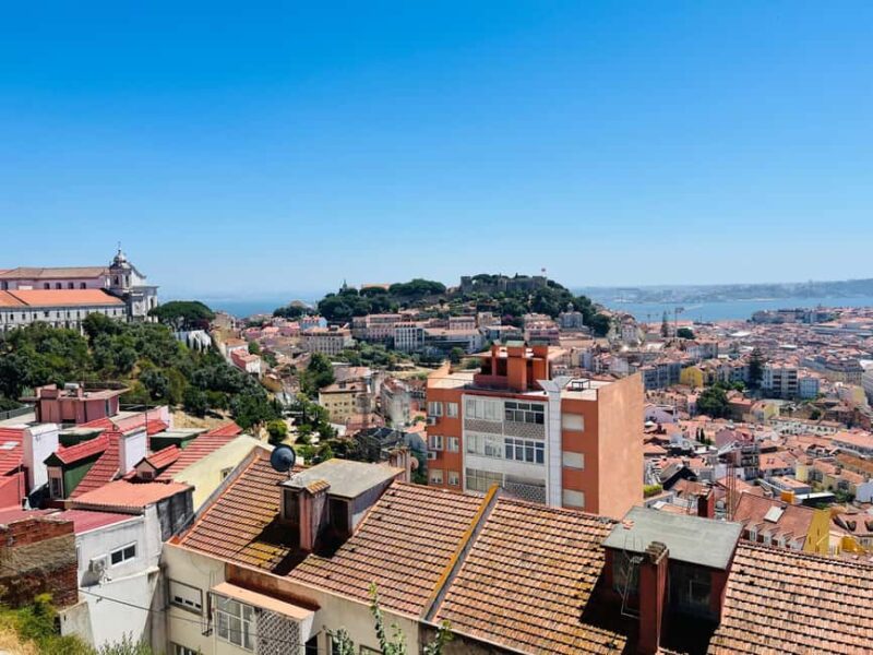 Lisbon: Alfama Old Town, Viewpoints and More TukTuk Tour - Key Points