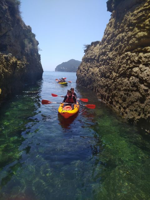 Lisbon: Arrábida Kayak and Coasteering Adventure Tour - Cliff-Jumping and Snorkeling at Anicha Island