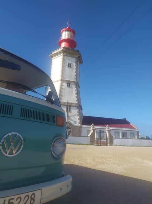 Lisbon: Arrábida Park & Sesimbra private Tour in a VW Van - Discovering Sesimbra’s Coastal Charm and Castle