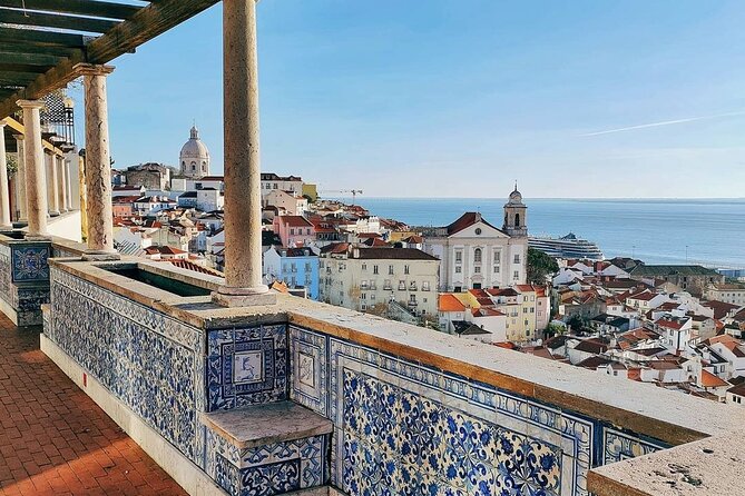 Lisbon at your own pace- Private Guided Historical Tour in Lisbon - Walking Through the Historical Alfama District