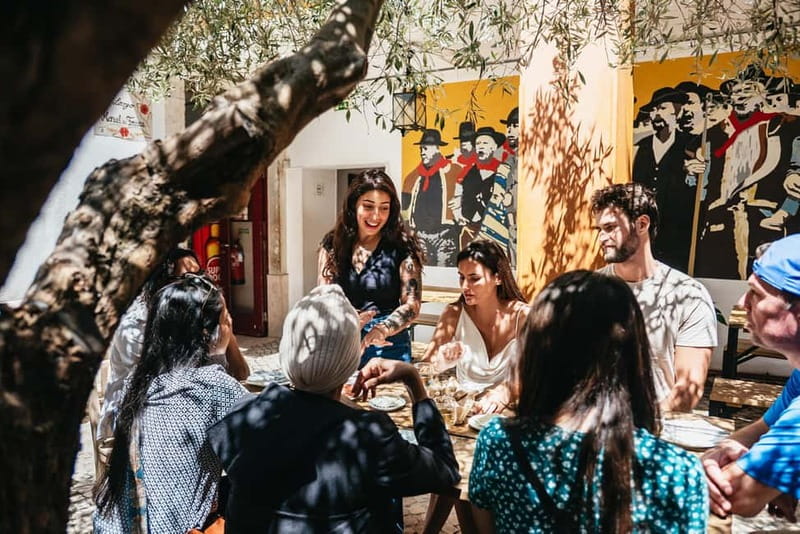 Lisbon: Baixa District Food Tour with Dinner and Drinks - Authentic Portuguese Tastings at Renowned Eateries