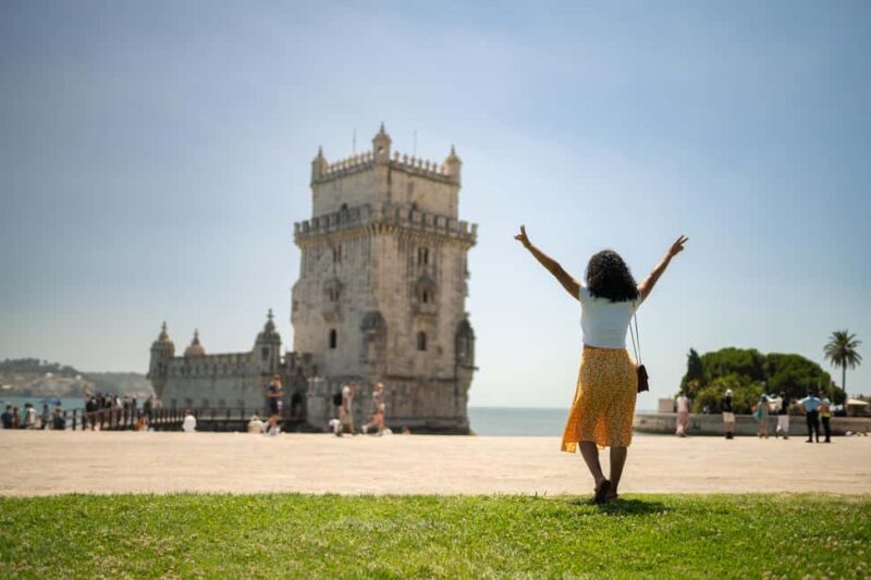 Lisbon: Belem Photoshoot - Visiting Belém Tower and Jerónimos Monastery for Stunning Photos