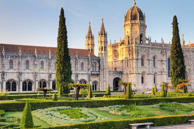Lisbon & Belém: Private Tour half day trip by Electric Tuk Tuk - Starting Point at Lisboa’s Restauradores Square