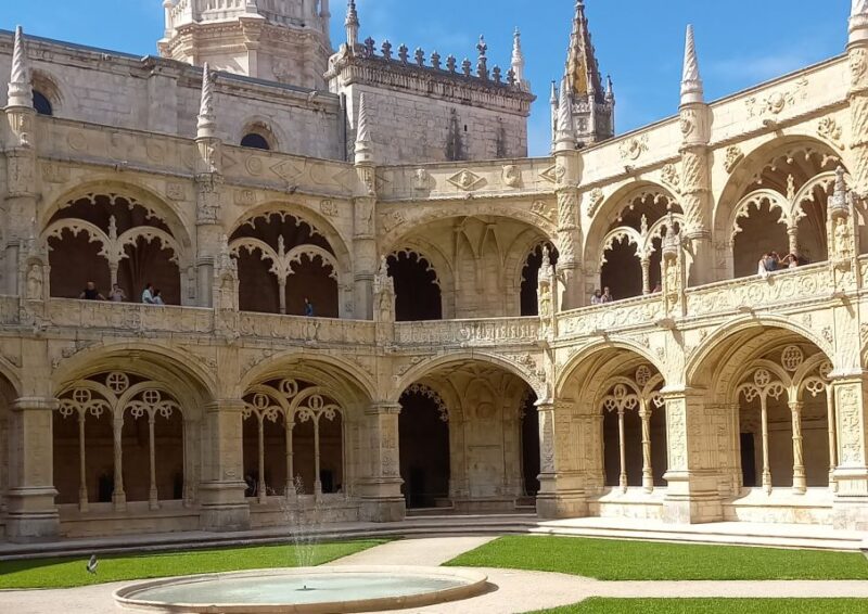 Lisbon: Belem Tour & Jeronimos Monastery Skip-the-Line Entry - Exploring the Coach Museum: Surprising and Fascinating Collection