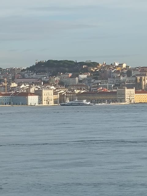 Lisbon: Belem Tour & Jeronimos Monastery Skip-the-Line Entry - Scenic Cab Ride to Belém Tower and Tagus River Walk