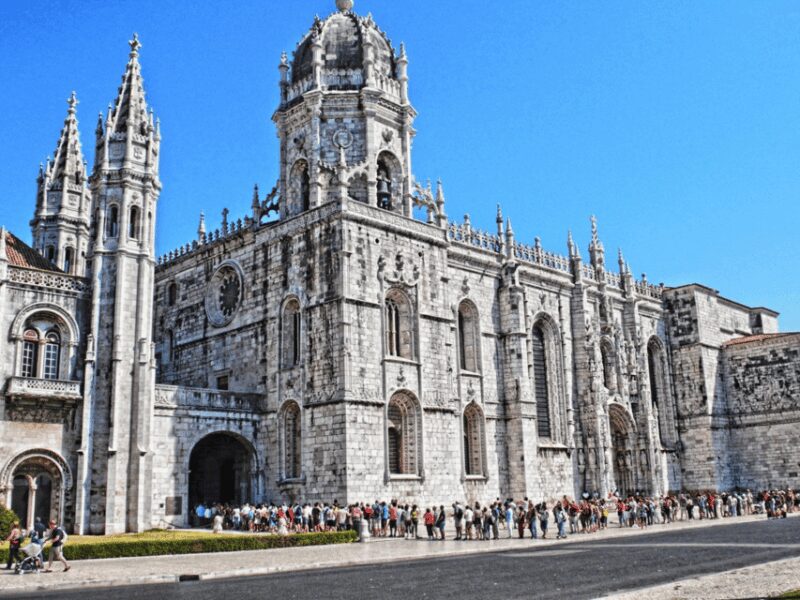 Lisbon : Belem Tuk Tuk Tour - Modern Art and Architectural Landmarks