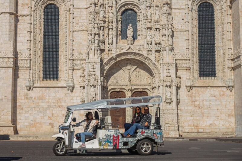 Lisbon: Belém Tuk Tuk Tour with Pastel de Nata Tasting - Physical Requirements and Accessibility