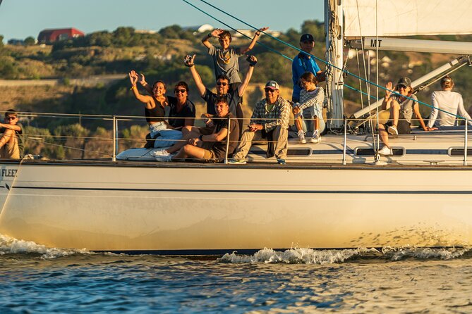 Lisbon boat tour with drinks - Practical Details: Booking, Meeting Point, and Group Size