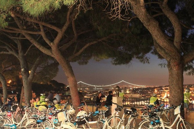 Lisbon By Night Bike Tour - Logistics: Meeting Point, Group Size, and Weather