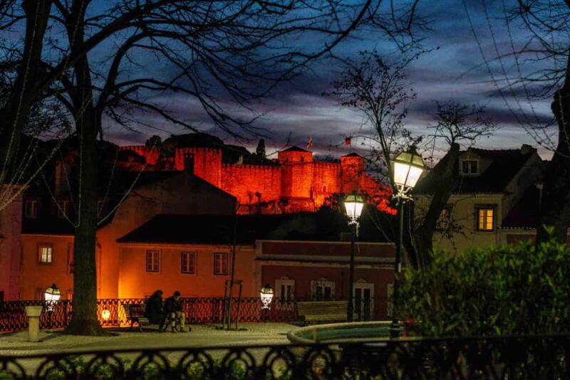 Lisbon by Night: Christmas Lights Photo Walk - Photography Techniques Tailored for Lisbon’s Holiday Lights