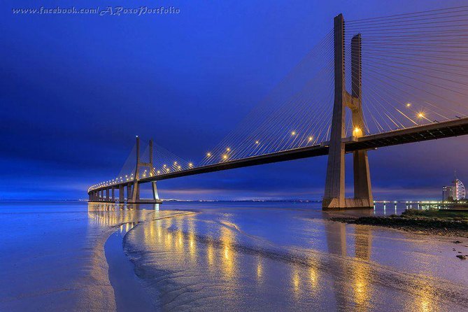 Lisbon by Night - Strolling Along Avenida da Liberdade and Parque Eduardo VII