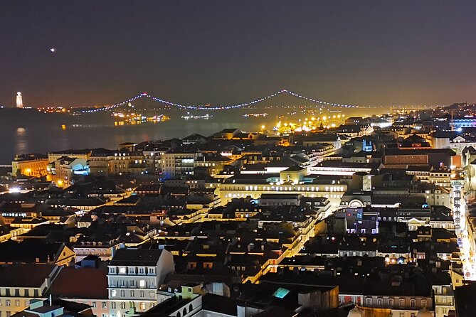 Lisbon by Night Private Tour with Dinner and Fado Show - Touring Lisbon’s Historic Squares and Main Streets