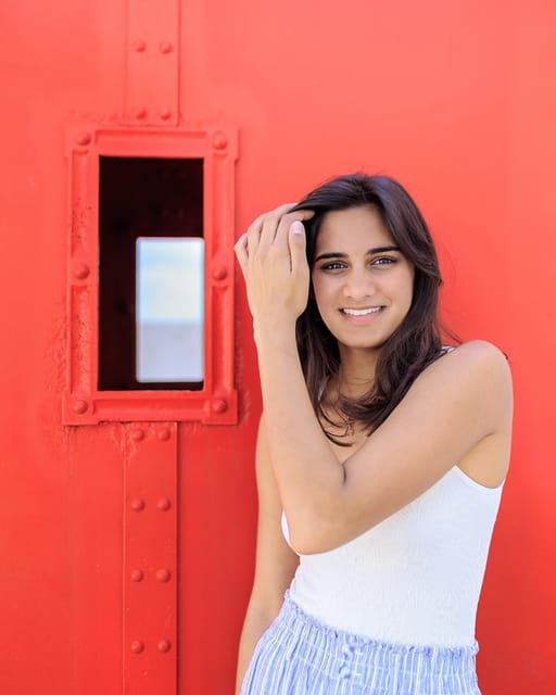 Lisbon: Capture its Charm with a Memorable Photoshoot - How the Photographer Tailors the Session for Perfect Photos