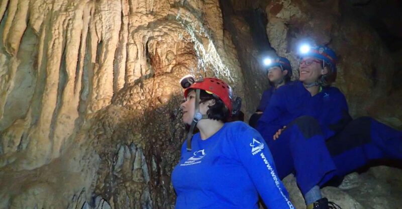 Lisbon: Caving in Arrábida Natural Park, Setubal, Sesimbra - Exploring the Geology of the Arrábida Caves