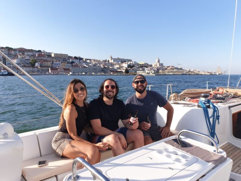 Lisbon: Champagne Sailing Tours - Discover Lisbon with Champagne on a Luxurious Sailing Yacht
