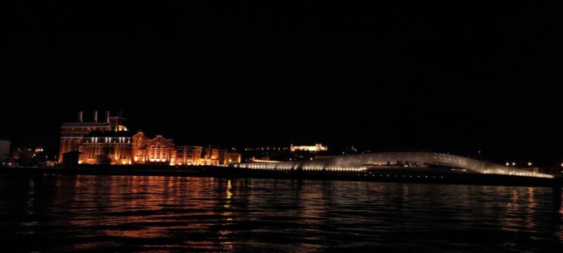 Lisbon: City Boat Cruise Daytime/Sunset/Night with Champagne - Who Will Appreciate This Lisbon Water Tour?