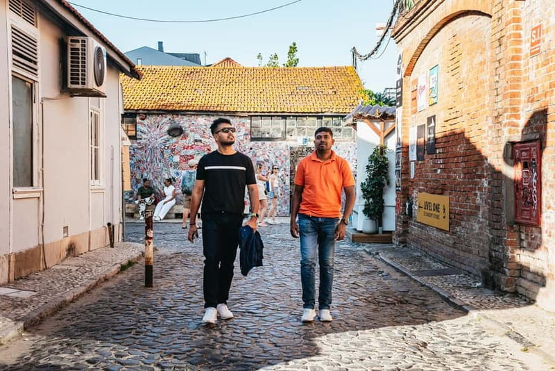 Lisbon City Half Day Private Guided Tour: Iconic Attractions - From the Top of Lisbon Castle to the Riverside Commerce Square