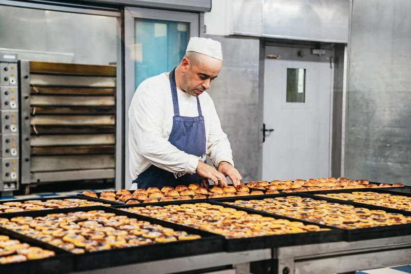 Lisbon City Half Day Private Guided Tour: Iconic Attractions - The Dynamic Atmosphere of Pink Street and the Market