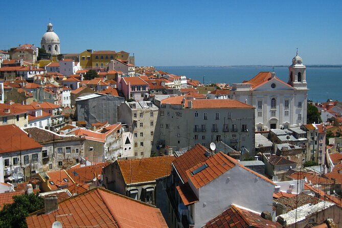 Lisbon: City Highlights Customizable Tour - Guide Expertise and Guest Experience