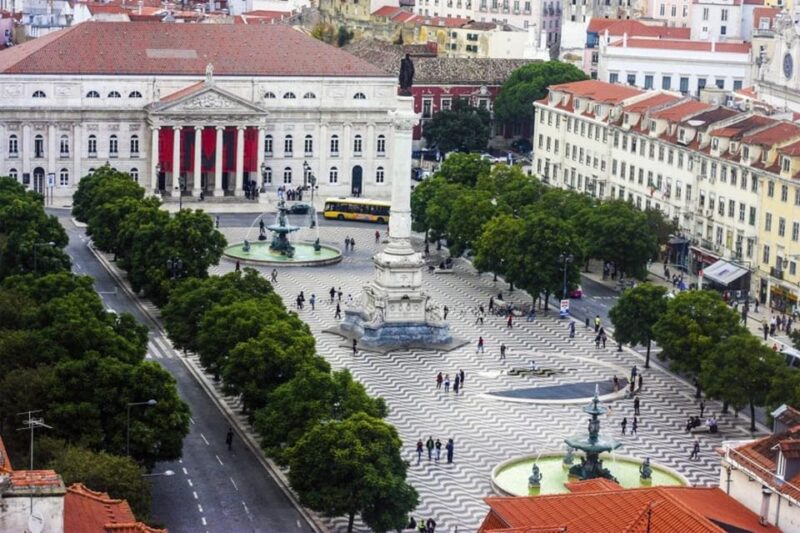 Lisbon City Tour: All Must-See Attractions with Expert Guide - The Discoveries Monument Celebrates Portuguese Explorers