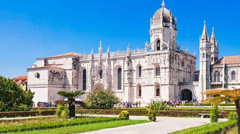 Lisbon City Tour: Full-Day - Accessibility and Considerations