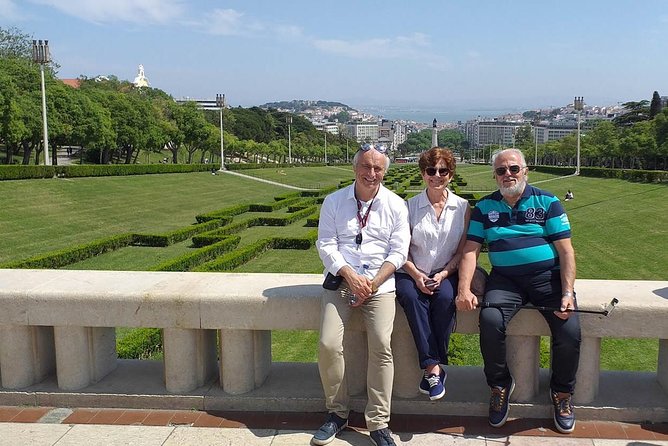 Lisbon City Tour - Full day Tour - Starting the Day with Panoramic Views at Eduardo VII Park
