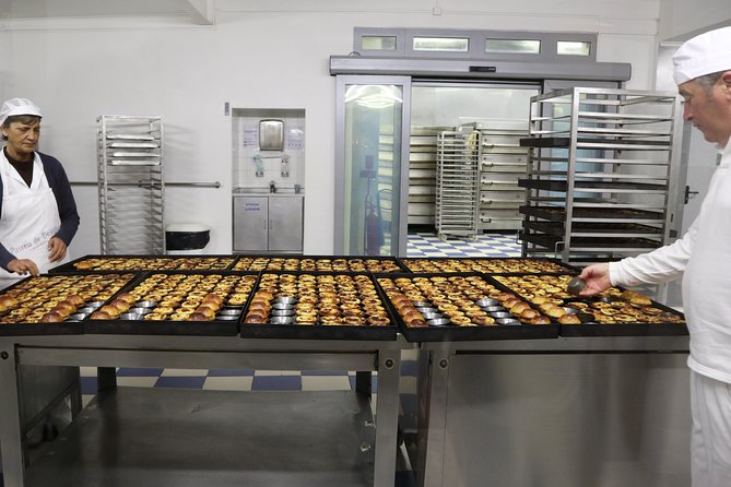 Lisbon City Tour: THE MOST COMPLETE - Visiting Lisbon Cathedral and Its Rebirth