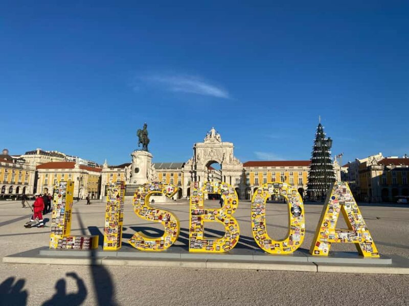 Lisbon: Classic Piaggio Tour through historic and beautiful Lisbon - Key Points