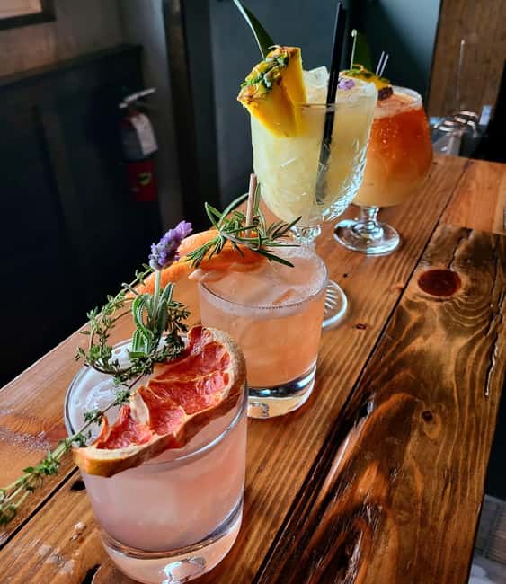 Lisbon: Cocktail tasting - outdoor activity - Discover Lisbon’s Outdoor Cocktail Tasting on the Tagus River