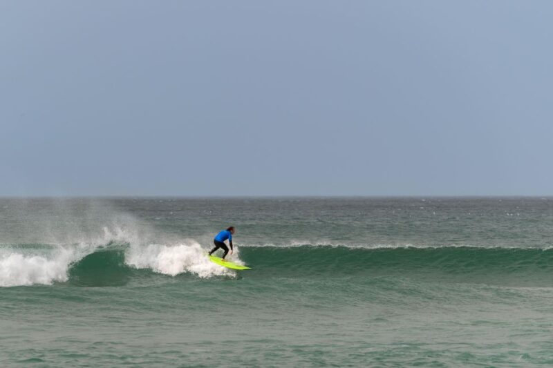Lisbon: Come try our Surf Lesson in Costa da Caparica - Who Should Consider This Surf Lesson?