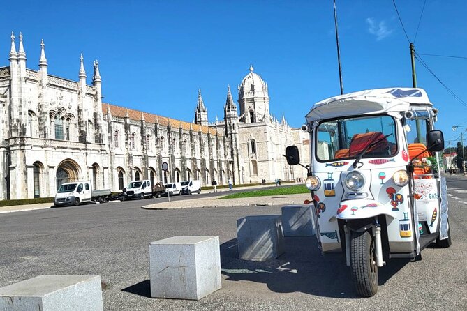Lisbon Complete Tour! Eco TukTuk Private Guided - Starting at the Heart of Lisbon: Pickup and Introduction