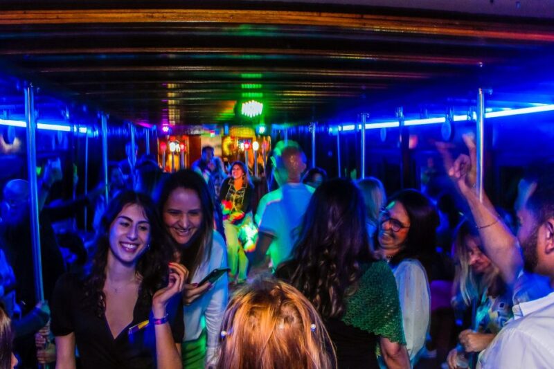 Lisbon: Disco Night Cruise with DJ and Open Bar - The Route: A Tour of Lisbon’s Nighttime Landmarks