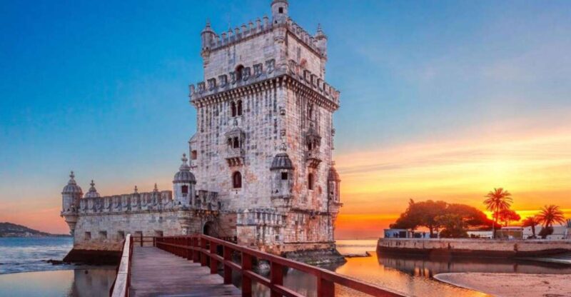 Lisbon: Discover Lisbon City wonders on a Private day tour! - Exploring Lisbon’s Old Town and Panoramic Viewpoints