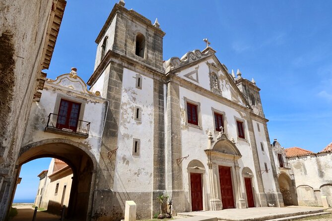 Lisbon: Discover Sesimbra Motorcycle sidecar Tour - Relaxing on the Long Sandy Beach