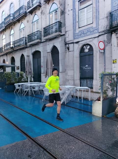 Lisbon: Early Morning Running Tour with Breakfast - Lisbon: Early Morning Running Tour with Breakfast