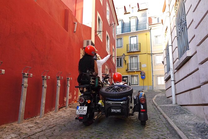Lisbon: El Cristo-Rei Motorcycle Side-car Tour - Flexibility with Cancellation Policy