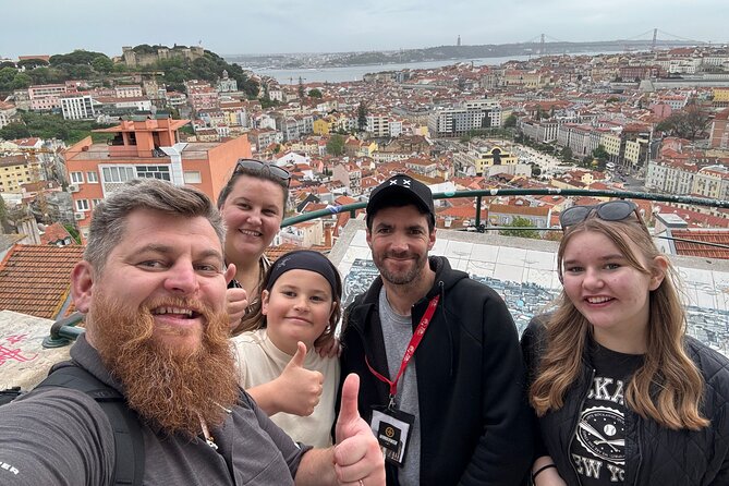 Lisbon Essentials 3h Tour: See, Taste and Learn with a Local - Final Views from Miradouro São Pedro de Alcantara and Return