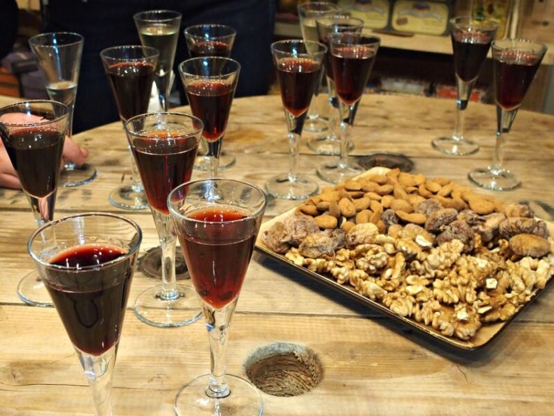 Lisbon: Evening Local Food Crawl with Drink Pairings - The Food Highlights: Petiscos and Regional Snacks