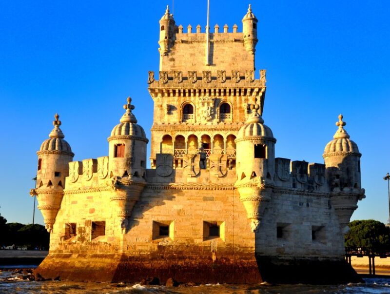 Lisbon Exclusive Private Boat Tour - daytime or sunset - Discover Lisbon’s Iconic Landmarks from the River