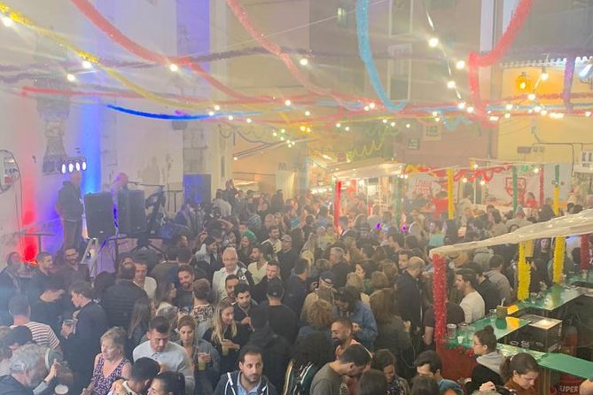 Lisbon experience tailored private tour (half day) - Local Guides with Deep Knowledge and Personal Touch