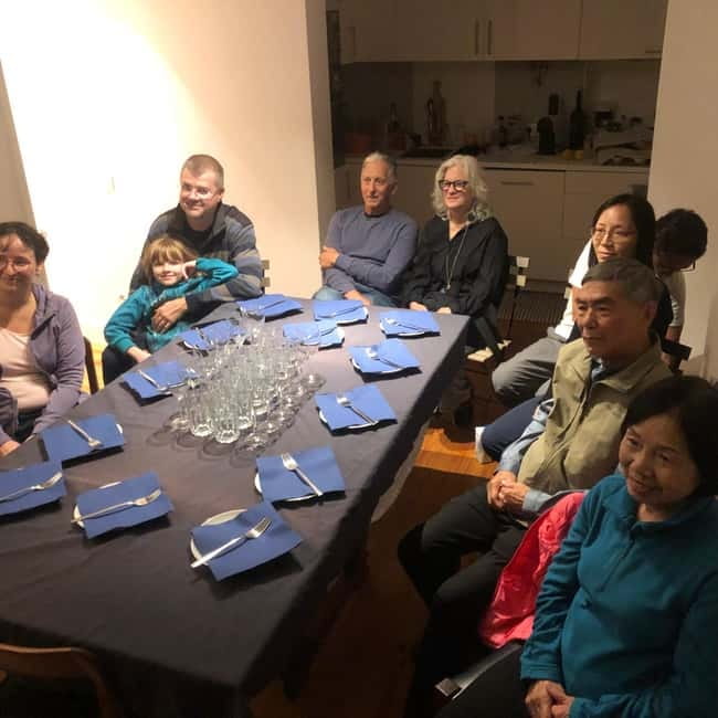 Lisbon: Fado Concert with Commentary and Snacks - The Music: Talented Performers and Live Tribute