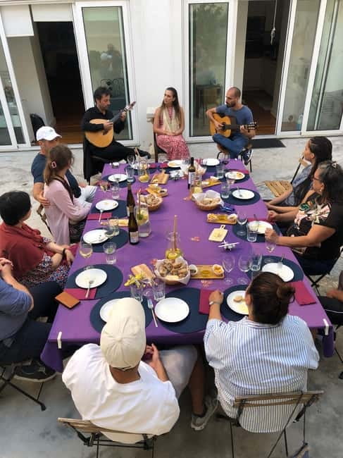 Lisbon: Fado Concert with Commentary and Snacks - Learning About Fado’s Origins and Cultural Significance