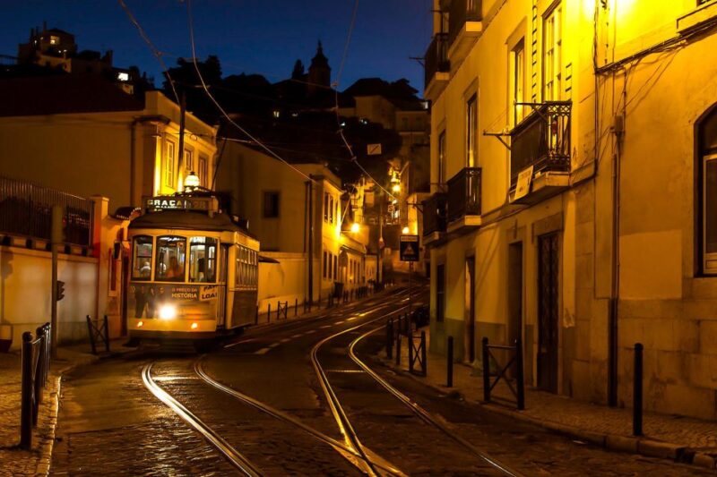 Lisbon: Fado Experience Private Tour - Discover the Lisbon Fado Experience with a Private Tour