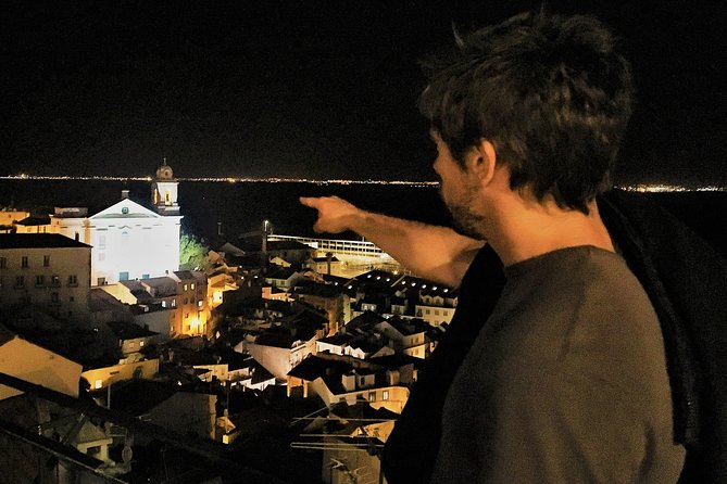 Lisbon Fado Experience: Walking Tour, Dinner and Live Music Show - The Live Fado Performances and Sing-Alongs