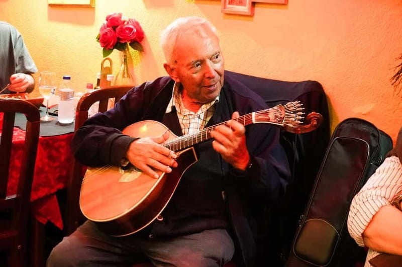 Lisbon: Fado Musical Experience with Portuguese Appetizers - Walking Tour from Praça Dom Pedro IV to the Fado Venue