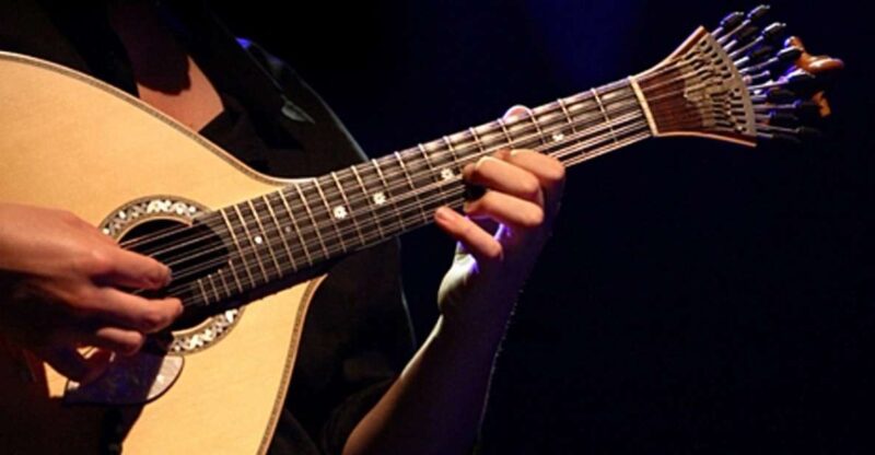 Lisbon: Fado Show and Portuguese Dinner - Key Points