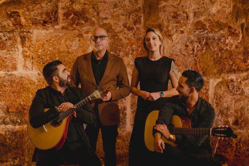 Lisbon: Fado Show and Wine inside Medieval Walls - Duration and Pacing of the Show
