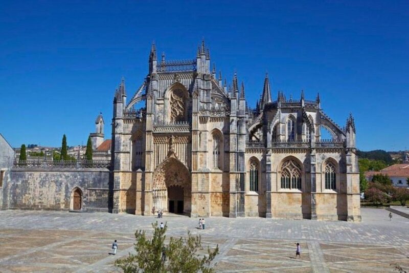 Lisbon: Fátima, Batalha Monastery, Nazaré and Óbidos Tour - What’s Included and What’s Not